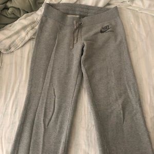 NIKE grey sweatpants